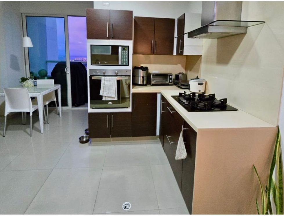 Apartamento en venta en Manga, Cartagena · foto 8 de 18