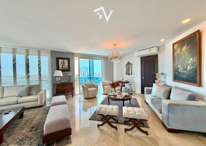 Apartamento de 3 alcobas en venta en Altos De Riomar, Barranquilla, 246 m² · foto 3 de 24