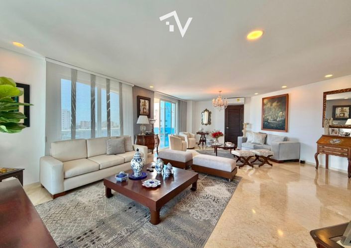 Apartamento de 3 alcobas en venta en Altos De Riomar, Barranquilla, 246 m² · foto 8 de 24