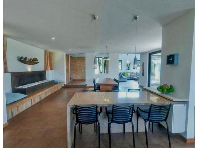 Casa de 5 alcobas en arriendo en Yerbabuena, Cajicá, 600 m² · foto 7 de 24