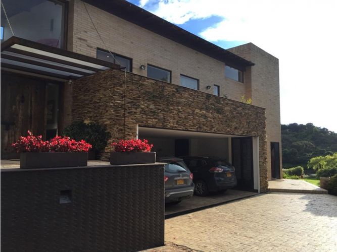 Casa de 5 alcobas en arriendo en Yerbabuena, Cajicá, 600 m² · foto 21 de 24