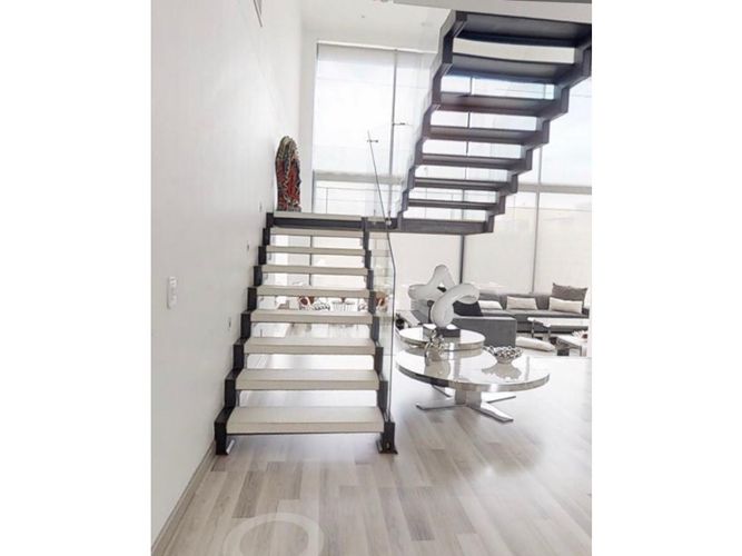 Casa de 4 alcobas en venta en Pueblo Viejo, Cota, 310 m² · foto 4 de 24