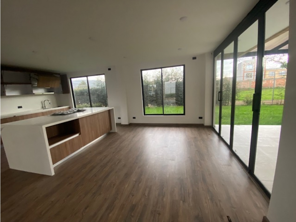 Casa en venta en Chuntame, Cajicá · foto 3 de 24