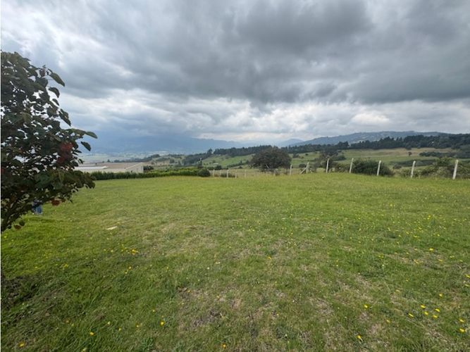 Lote en venta en La Violeta, Sopó, 1663 m² · foto 2 de 11
