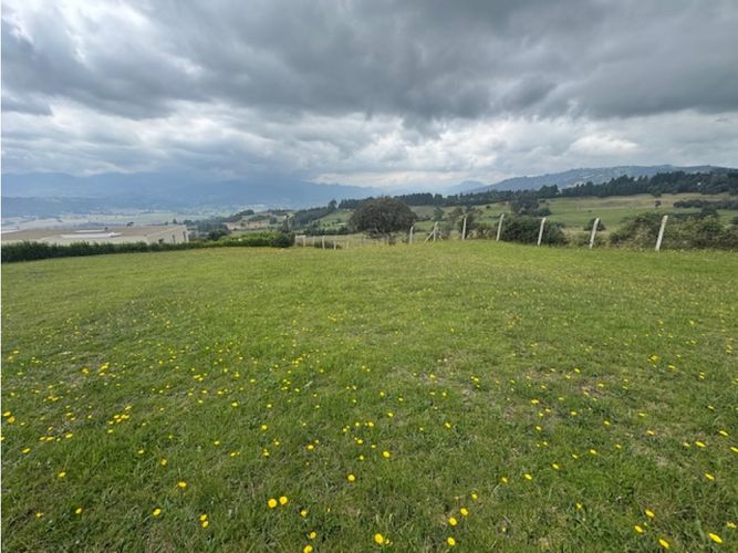 Lote en venta en La Violeta, Sopó, 1663 m² · foto 3 de 11