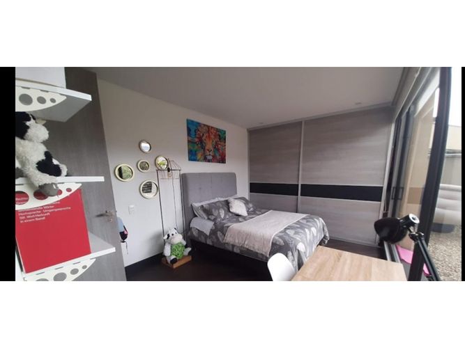 Casa de 4 alcobas en venta en Pueblo Viejo, Cota, 244 m² · foto 3 de 20