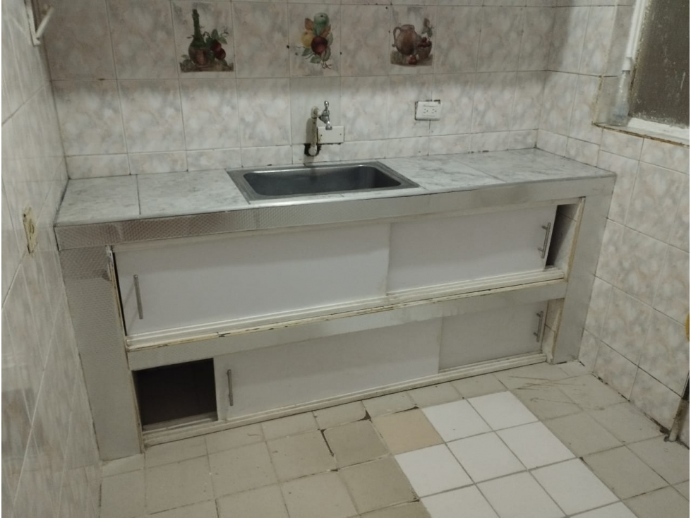 Casa en venta en Villa Gladys, Bogotá · foto 3 de 24