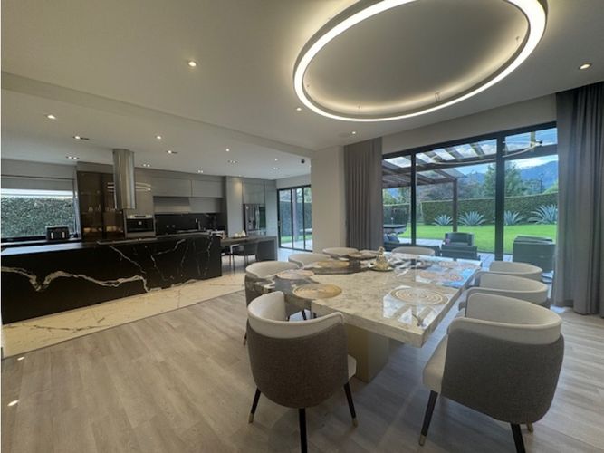 Casa de 3 alcobas en venta en Hatogrande, Sopó, 369 m² · foto 5 de 24