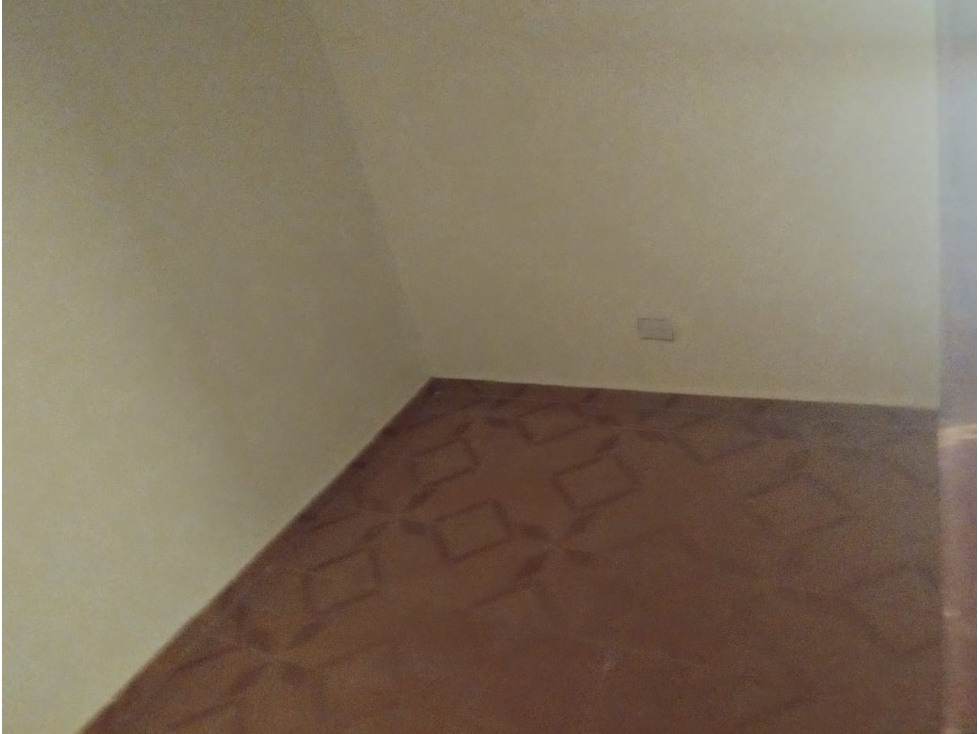 Casa en venta en Villa Gladys, Bogotá · foto 8 de 24