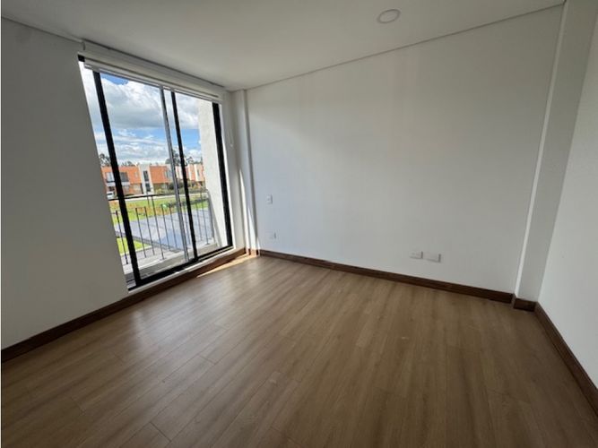 Casa de 3 alcobas en venta en Cr. Caminos De Chunugua, Cajicá, 115 m² · foto 12 de 24