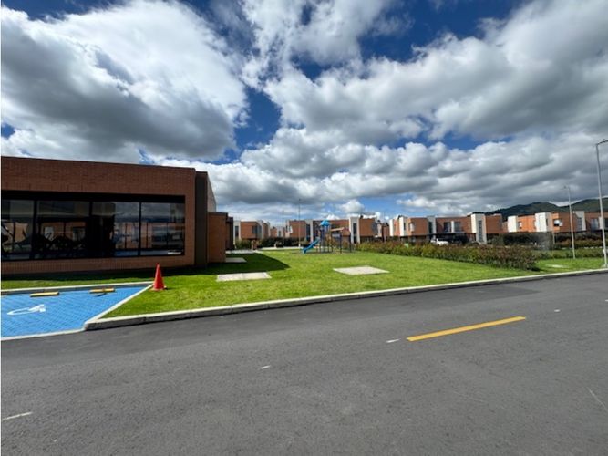 Casa de 3 alcobas en venta en Cr. Caminos De Chunugua, Cajicá, 115 m² · foto 23 de 24