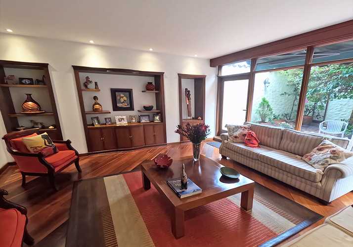Casa de 3 alcobas en venta en La Calleja, Bogotá, 297 m² · foto 11 de 24