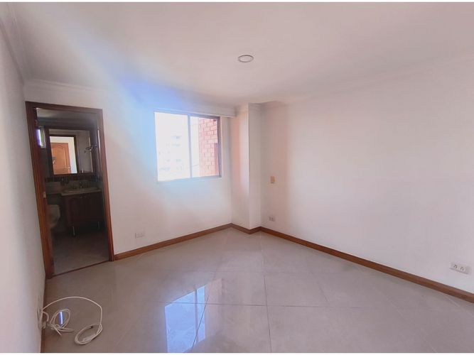 Apartaestudio en arriendo en Laureles, Medellín, 110 m² · foto 8 de 15