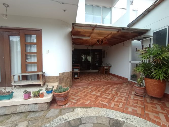 Casa de 3 alcobas en arriendo en Villa Antigua, Villa del Rosario, 345 m² · foto 4 de 11