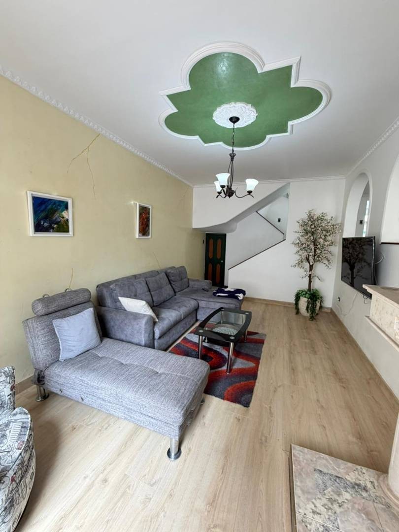 Casa en venta en Santa Barbara Central, Bogotá · foto 8 de 24