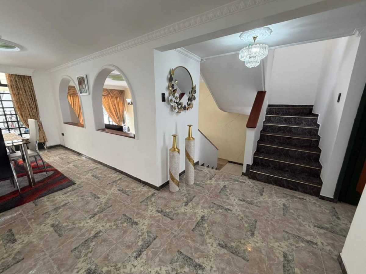 Casa en venta en Santa Barbara Central, Bogotá · foto 19 de 24