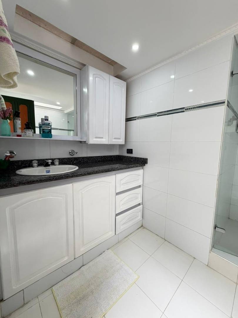 Casa en venta en Santa Barbara Central, Bogotá · foto 21 de 24