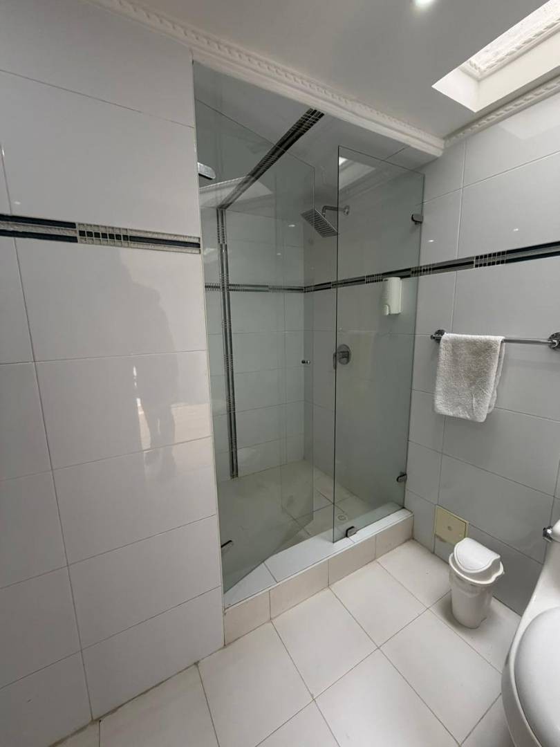 Casa en venta en Santa Barbara Central, Bogotá · foto 22 de 24