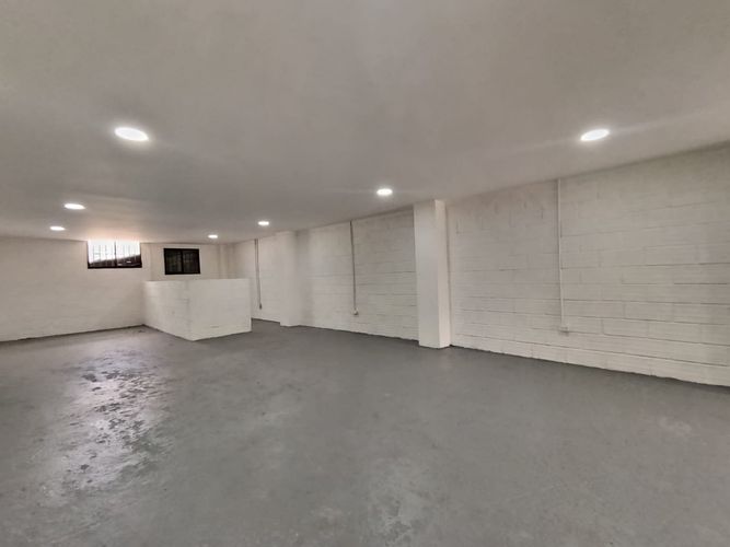 Bodega en arriendo en Suramérica, Itagüí, 114 m² · foto 5 de 17