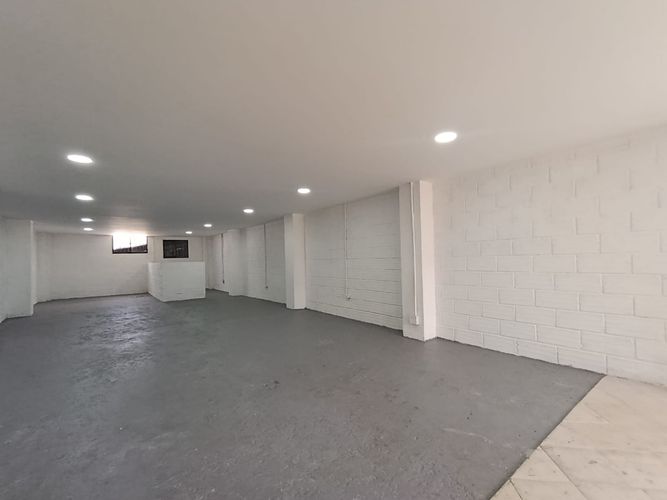 Bodega en arriendo en Suramérica, Itagüí, 114 m² · foto 8 de 17