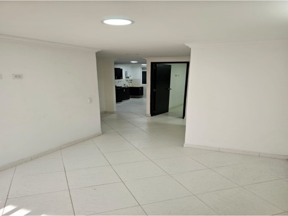 Apartamento en venta en Calasanz, Medellín · foto 2 de 11