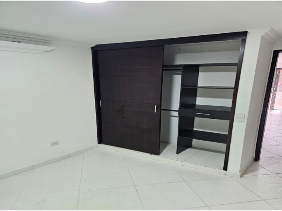 Apartamento en venta en Calasanz, Medellín · foto 5 de 11