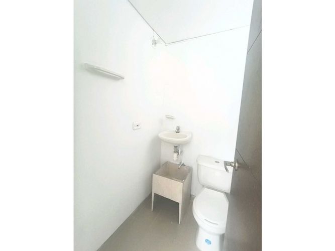 Local en arriendo en Norte De Armenia, Armenia, 37 m² · foto 7 de 10