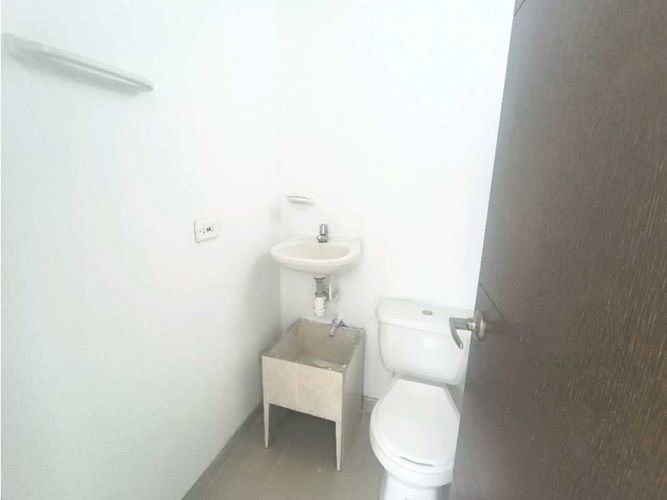 Local en arriendo en Norte De Armenia, Armenia, 37 m² · foto 8 de 10