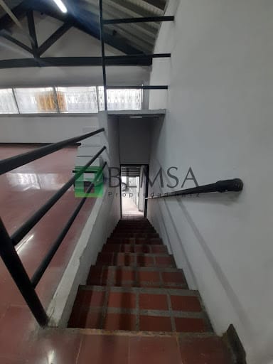 Bodega en arriendo en San Diego, Medellín, 140 m² · foto 10 de 17