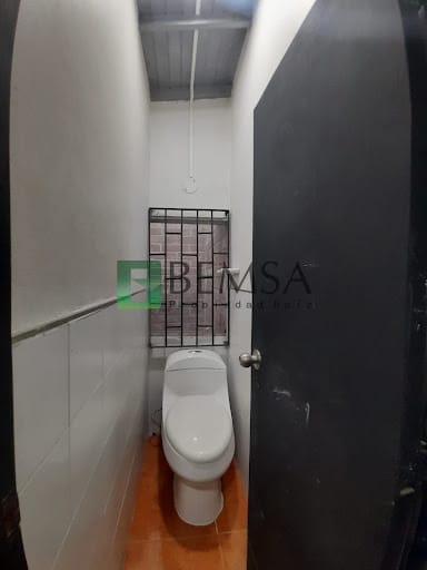 Bodega en arriendo en San Diego, Medellín, 140 m² · foto 15 de 17