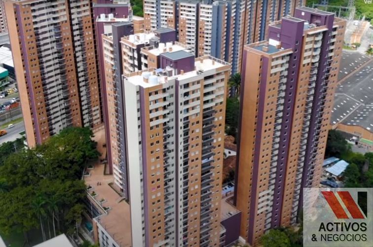 Apartamento de 3 alcobas en venta en Niquia, Bello, 57 m² · foto 2 de 24