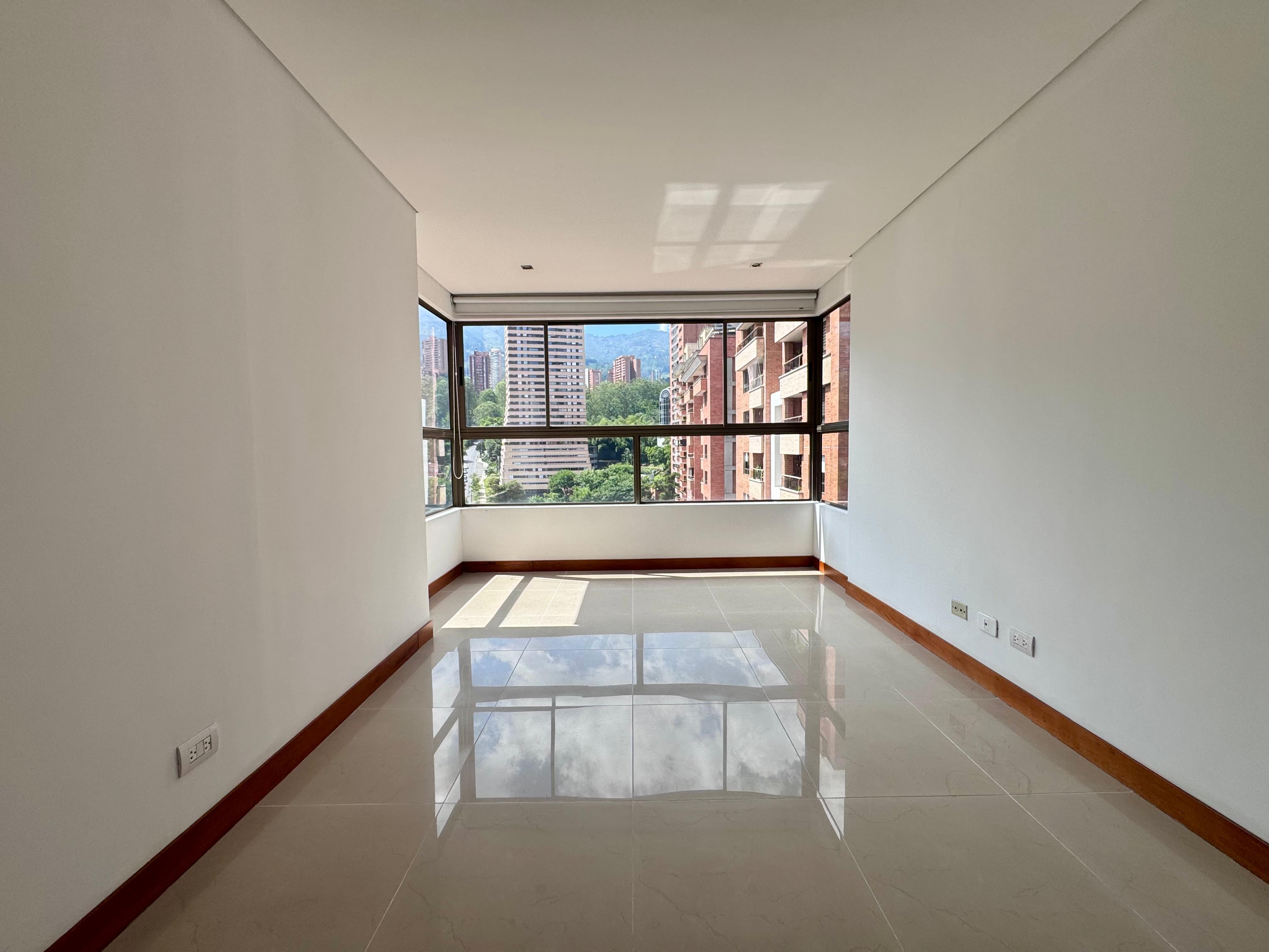 Apartamento en arriendo en El Poblado, Medellín · foto 16 de 20
