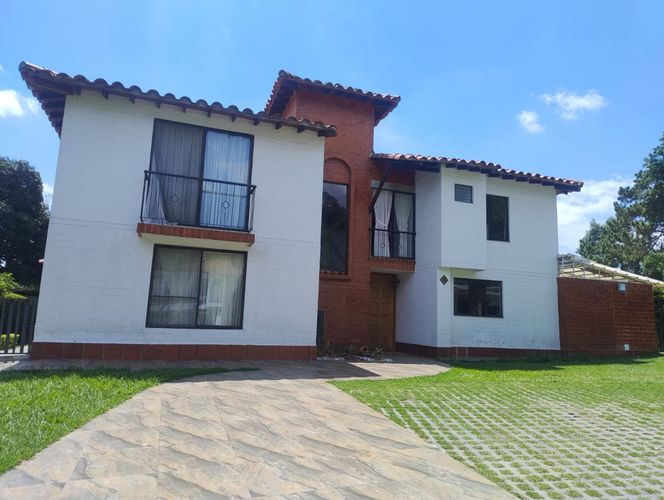 Casa de 6 alcobas en venta en Pance, Cali, 206 m² · foto 23 de 24
