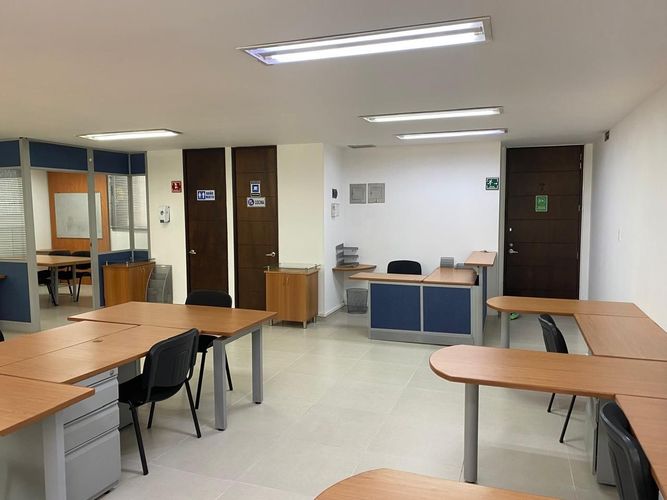 Oficina en arriendo en Los Balsos, Medellín, 100 m² · foto 3 de 20