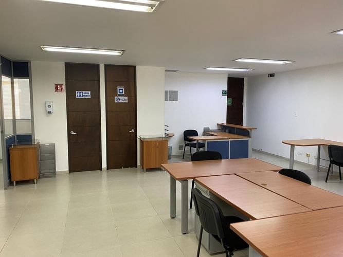Oficina en arriendo en Los Balsos, Medellín, 100 m² · foto 5 de 20