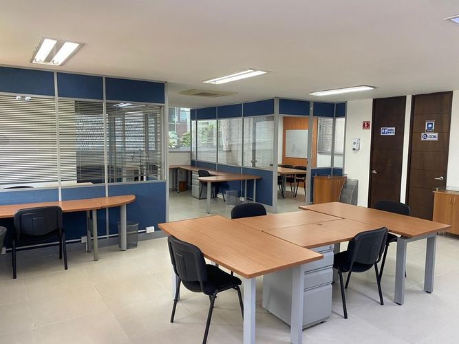 Oficina en arriendo en Los Balsos, Medellín, 100 m² · foto 15 de 20