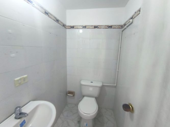 Consultorio en arriendo en Los Cambulos, Cali, 75 m² · foto 20 de 24