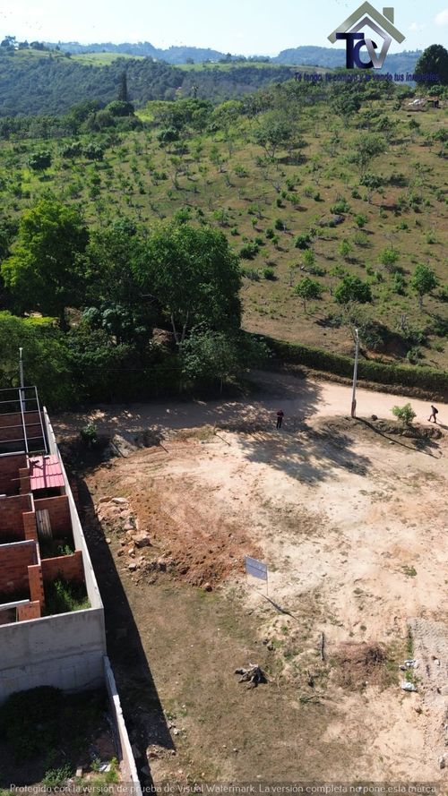 Lote en venta en Ruitoque Bajo, Floridablanca, 704 m² · foto 2 de 6