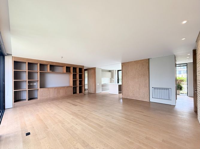 Apartamento de 2 alcobas en venta en Los Rosales, Bogotá, 212 m² · foto 5 de 24