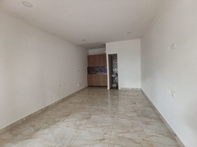 Local en arriendo en Los Naranjos, Envigado, 35 m² · foto 3 de 8