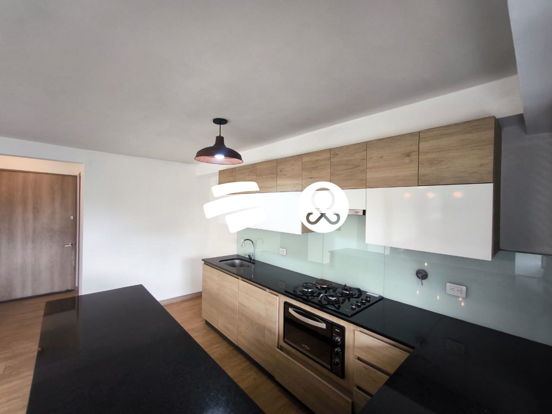 Apartamento en venta en El Poblado, Medellín 2