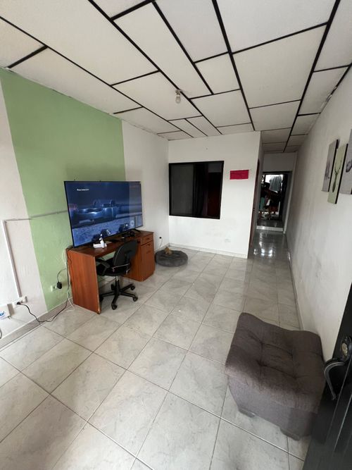 Casa de 8 alcobas en venta en Las Ceibas, Cali, 180 m² · foto 22 de 24