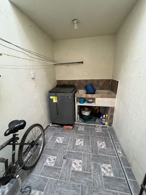 Casa de 8 alcobas en venta en Las Ceibas, Cali, 180 m² · foto 21 de 24