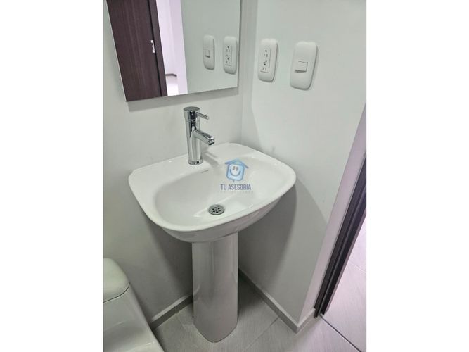 Apartamento de 2 alcobas en venta en Zona Industrial La Popa, Dosquebradas, 65 m² · foto 11 de 20