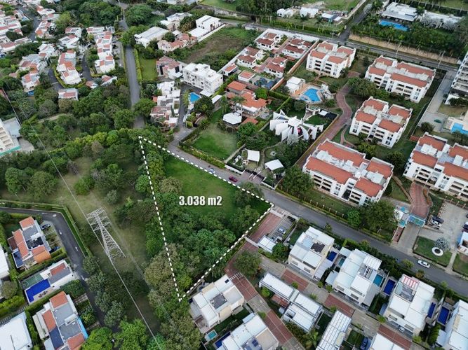 Lote en venta en Pance, Cali, 3038 m² · foto 7 de 22