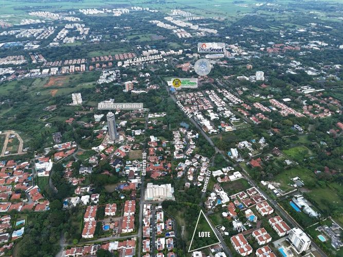 Lote en venta en Pance, Cali, 3038 m² · foto 10 de 22