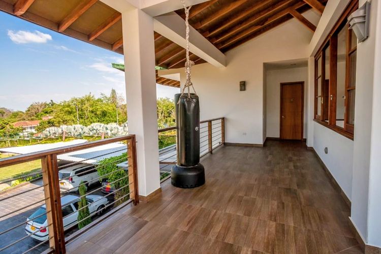 Casa de 5 alcobas en venta en Pance, Cali · foto 4 de 14
