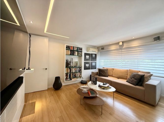 Apartamento de 2 alcobas en venta en Cristales, Cali, 200 m² · foto 10 de 24