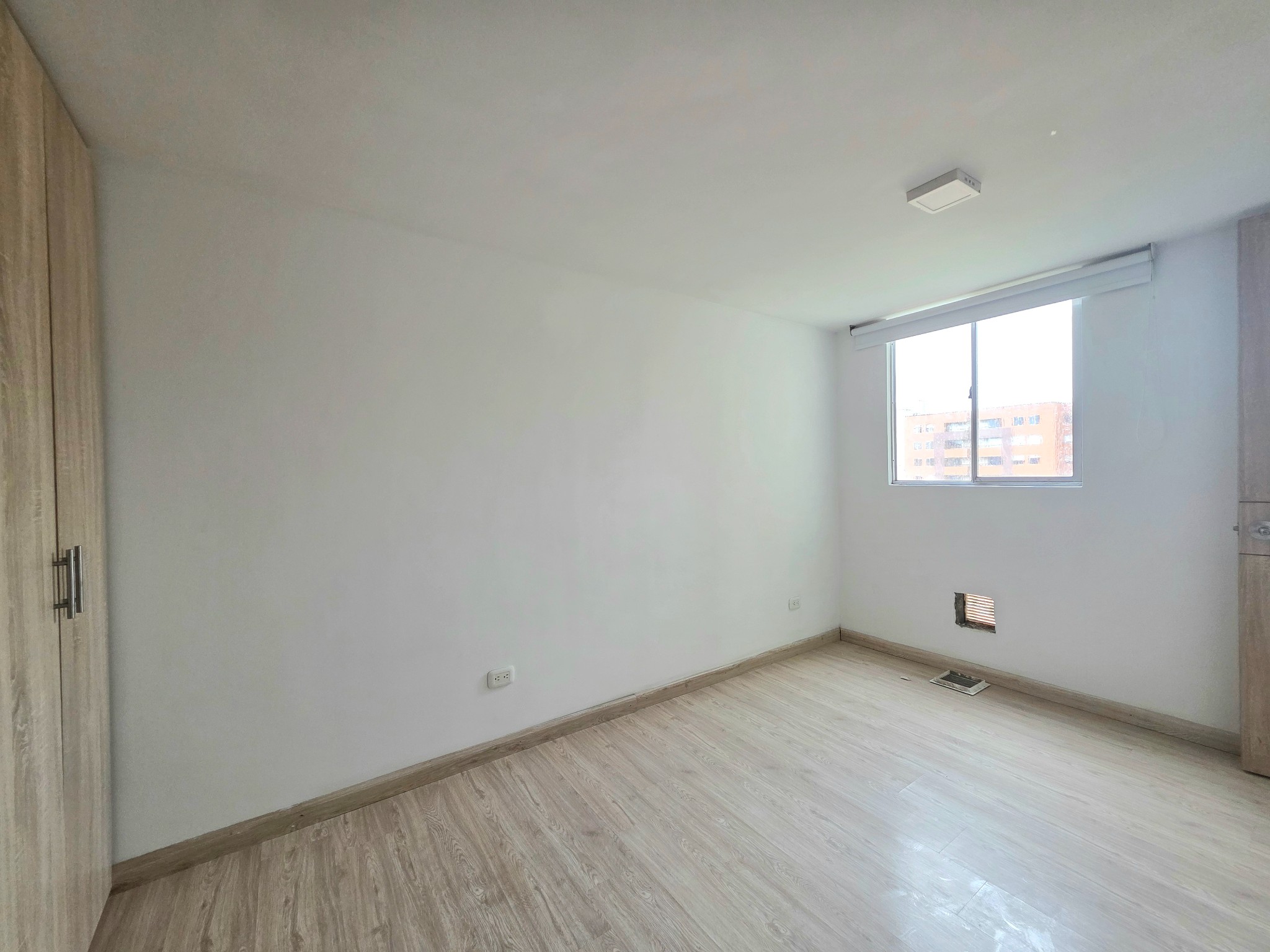 Apartamento en venta en La Prosperidad, Madrid 4