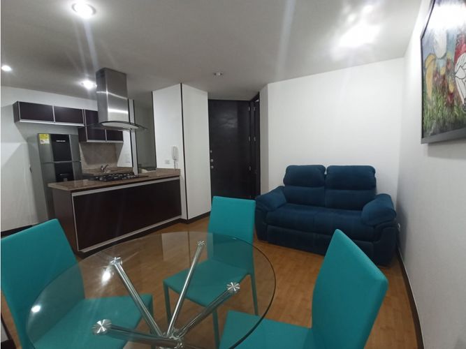 Apartamento de 1 alcoba en venta en Cedritos, Bogotá, 50 m² · foto 2 de 11